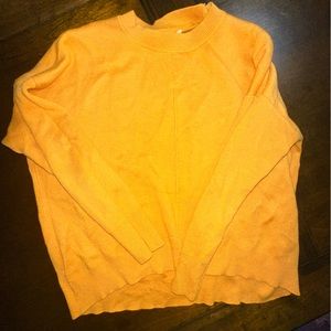 Universal Threads size small sweater mustard